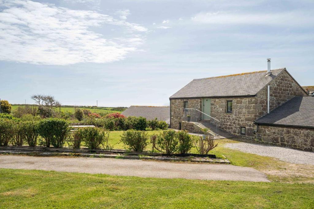 Porthcurno Barns, The Cart Lodge - Cosy Cottage, Walk To Porthcurno Beach, Pedn Vouder & Minack Theatre Penzance Esterno foto